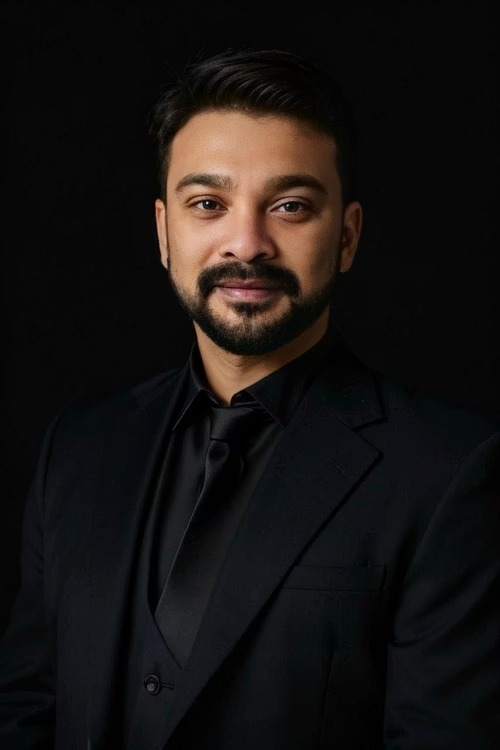 Dr. Saurav Samar